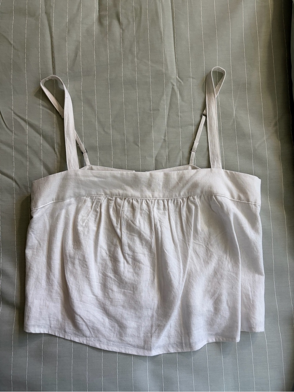 Abercrombie White Linen Camisole Tank Top - Picture 2 of 3